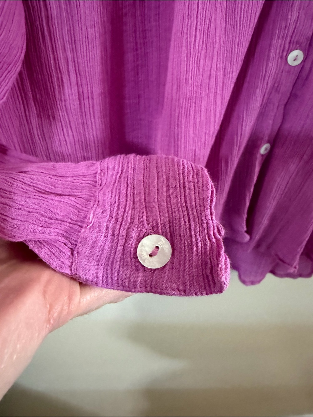 Mille | Resort & Travel Lightweigth Crinkled Cotton Button Down, Magenta Pink - Picture 5 of 8